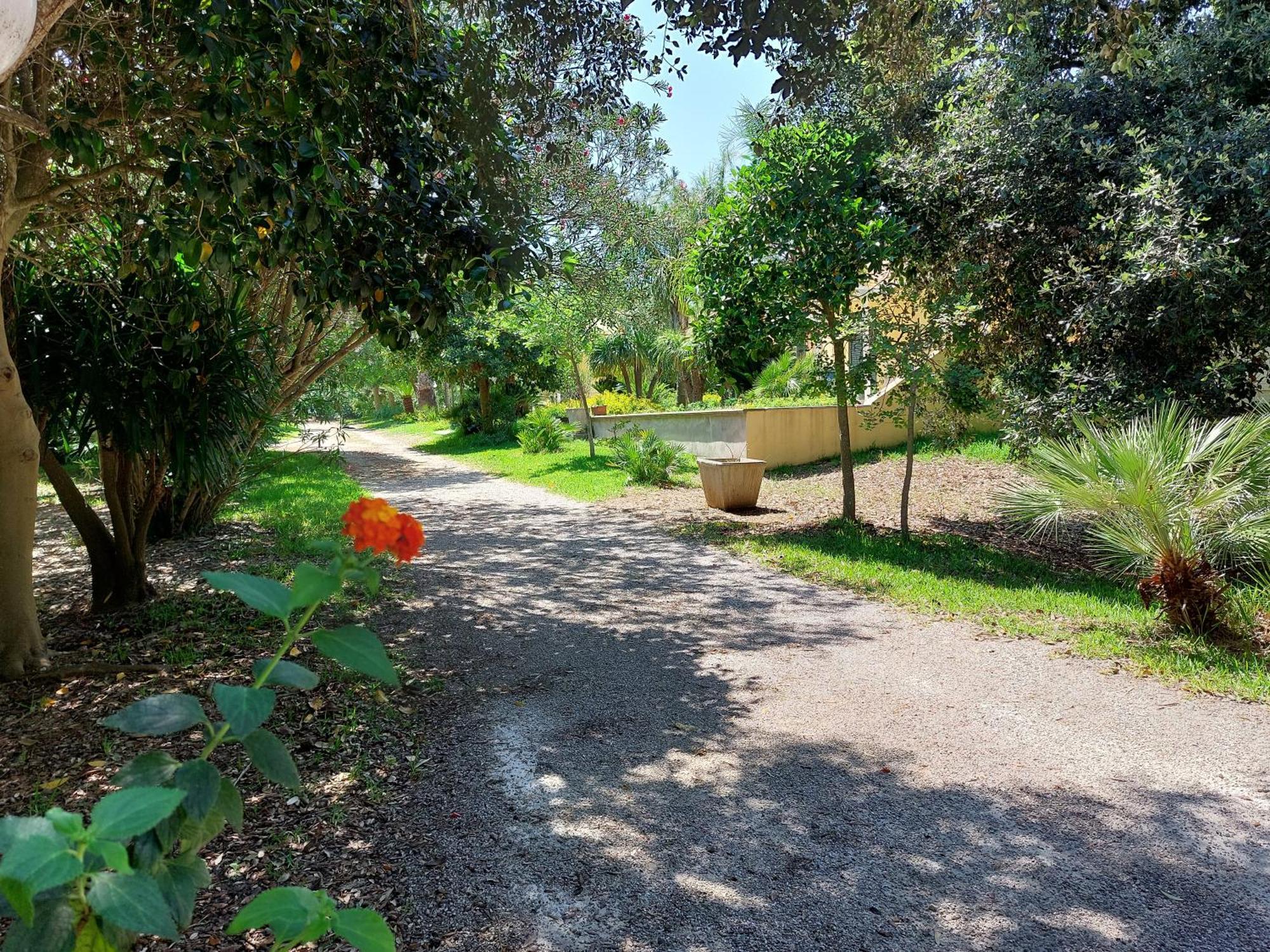 Masseria Lama Torre dell'Orso Eksteriør bilde