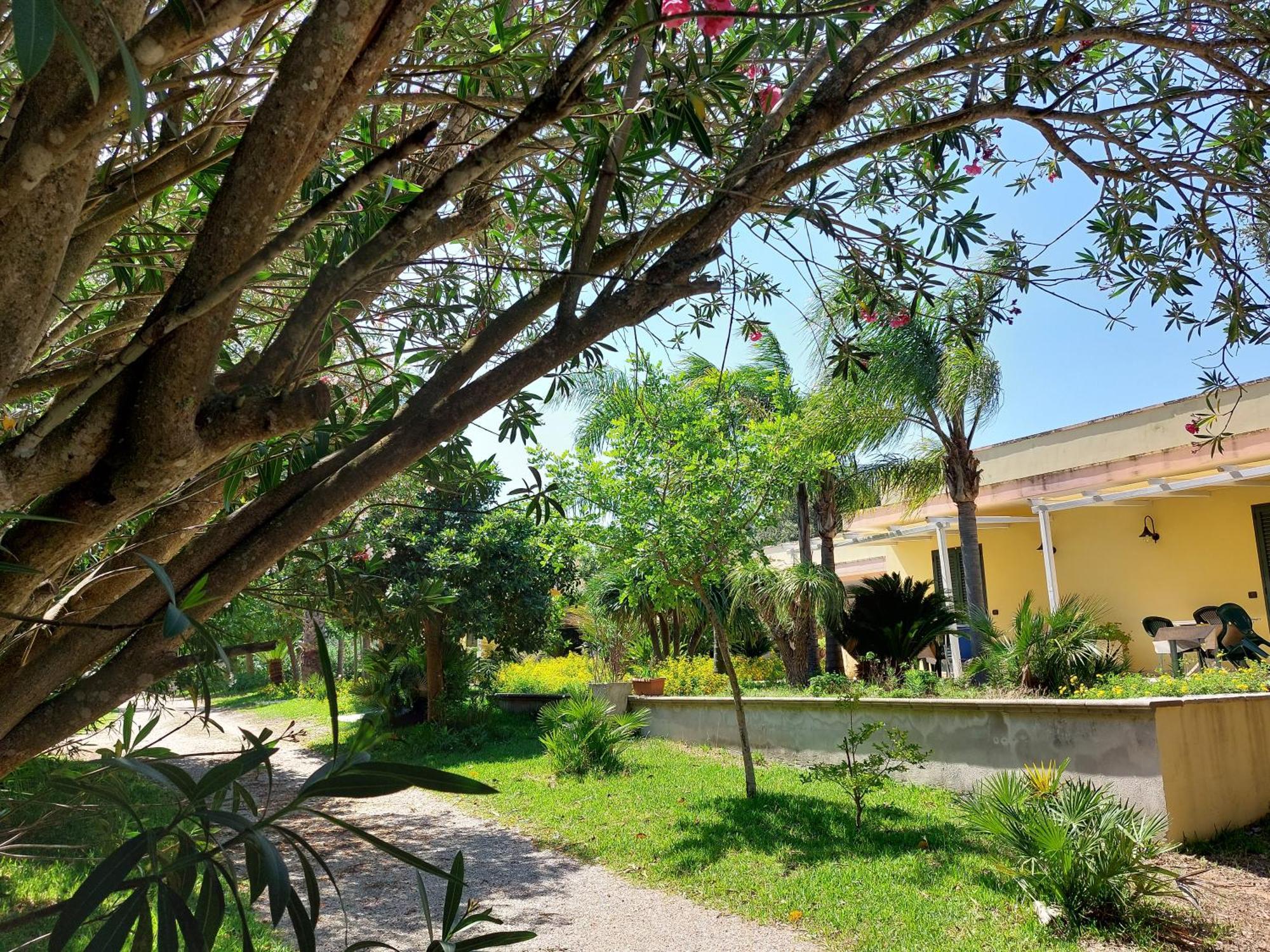 Masseria Lama Torre dell'Orso Eksteriør bilde