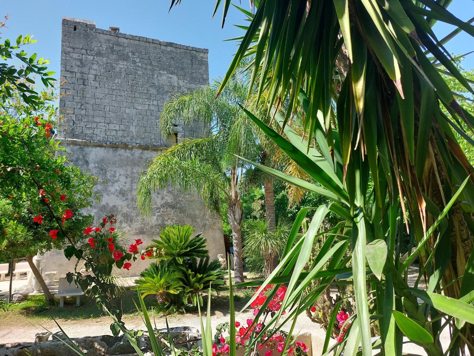 Masseria Lama Torre dell'Orso Eksteriør bilde